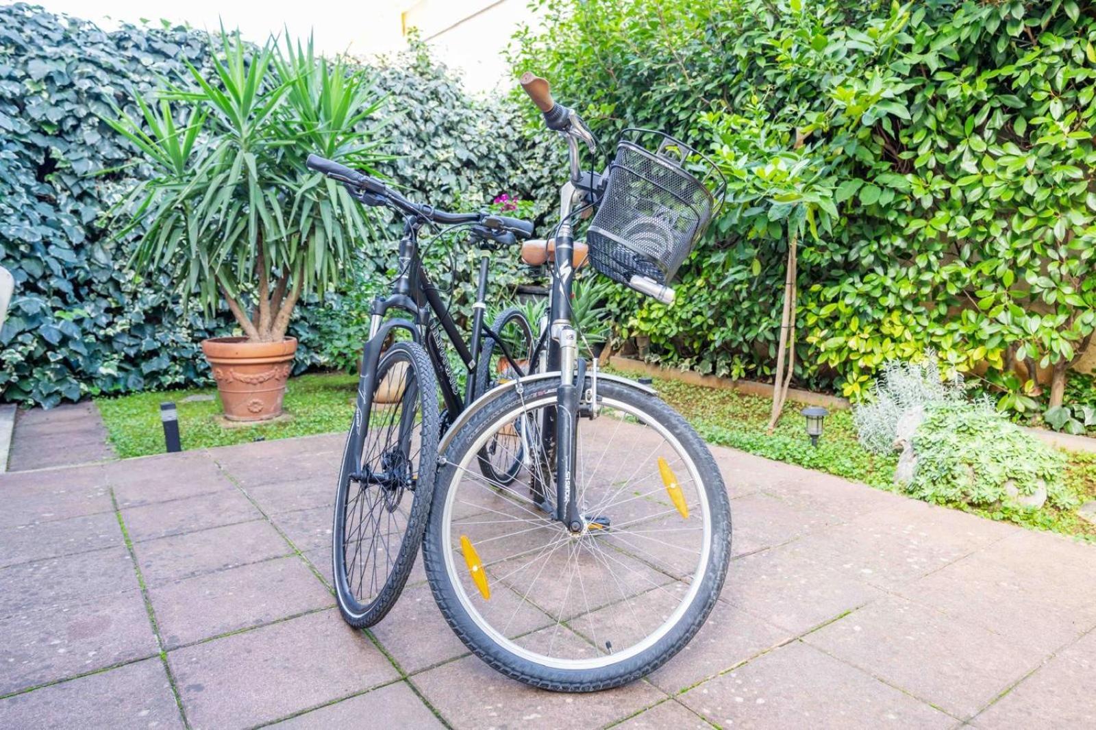 Apartment With Terrace And Garden Next To Marjan Park - 2 Free Bikes Split Kültér fotó